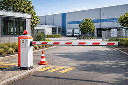 Schranke-Werkseinfahrt Schranke-Werkseinfahrt